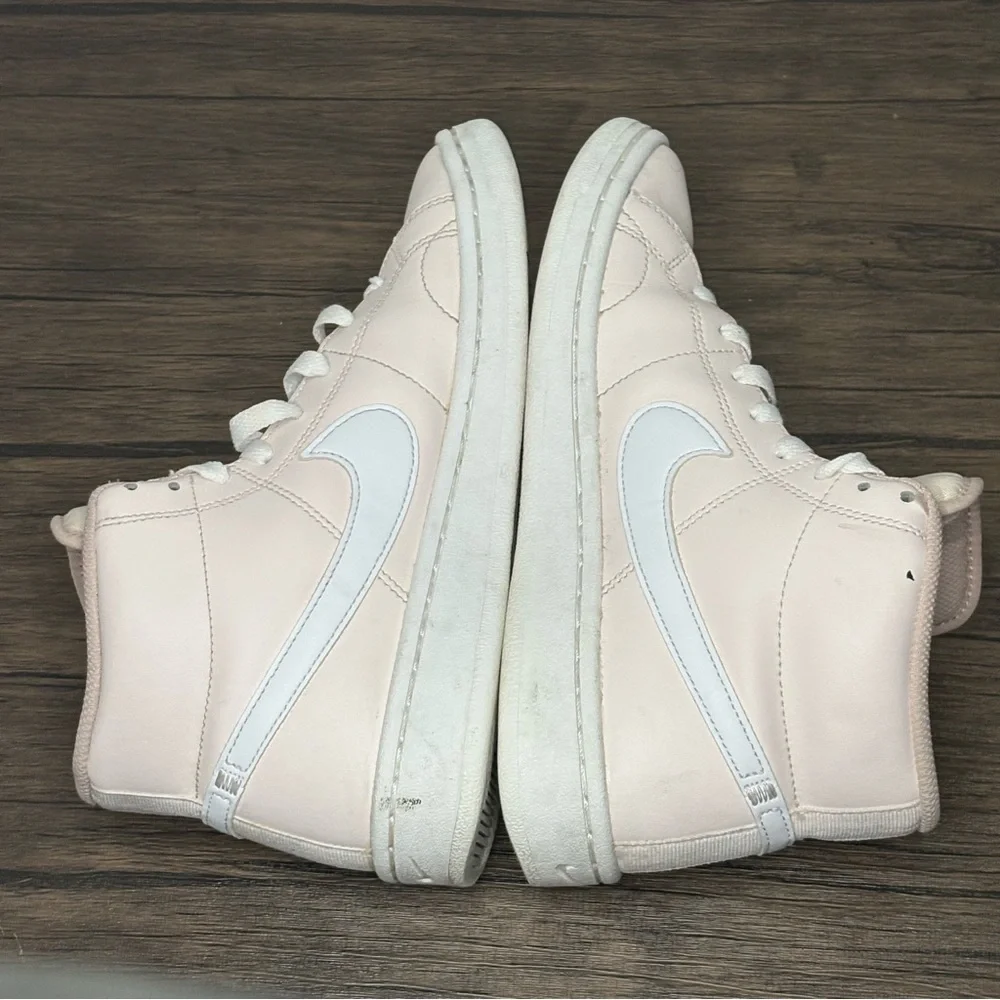 Womens Size 7 Nike Court Royale 2‎ Mid Soft Pink White Casual FD0286 600